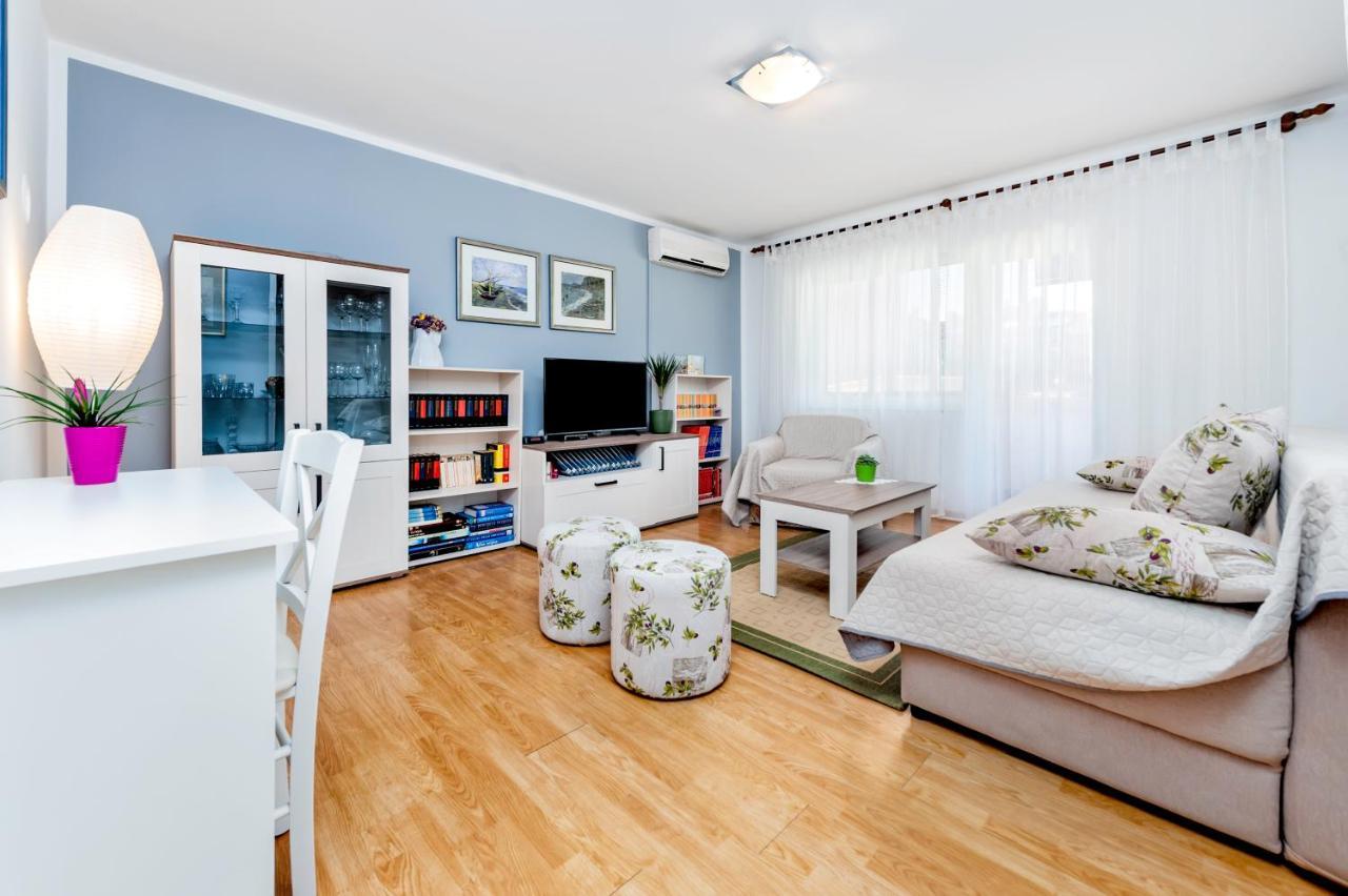 Apartman Oly Rovinj Buitenkant foto
