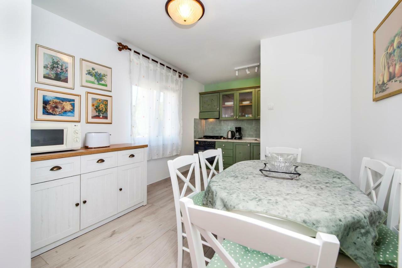 Apartman Oly Rovinj Buitenkant foto